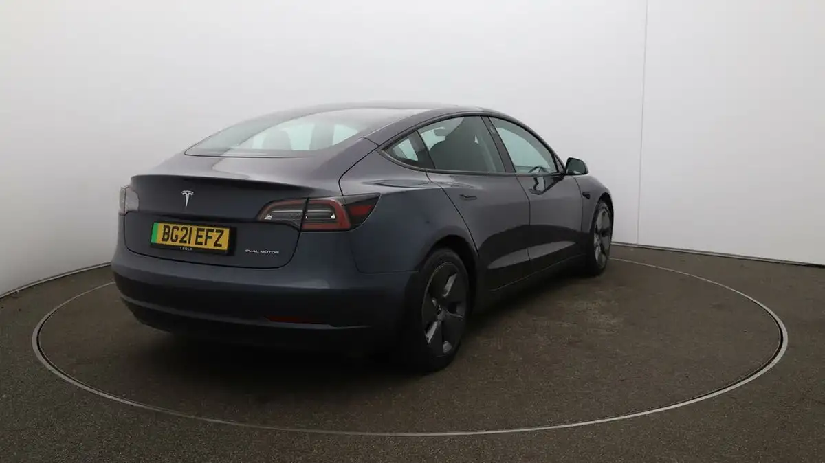 2021-tesla-model-3-e-long-range-4x4-big-47