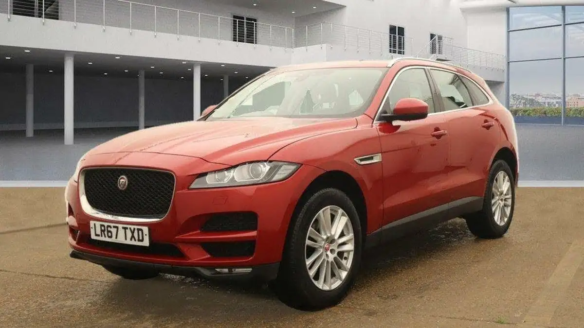 2017-jaguar-f-pace-20-i4d-portfolio-180ps-awd-ss-auto-big-1