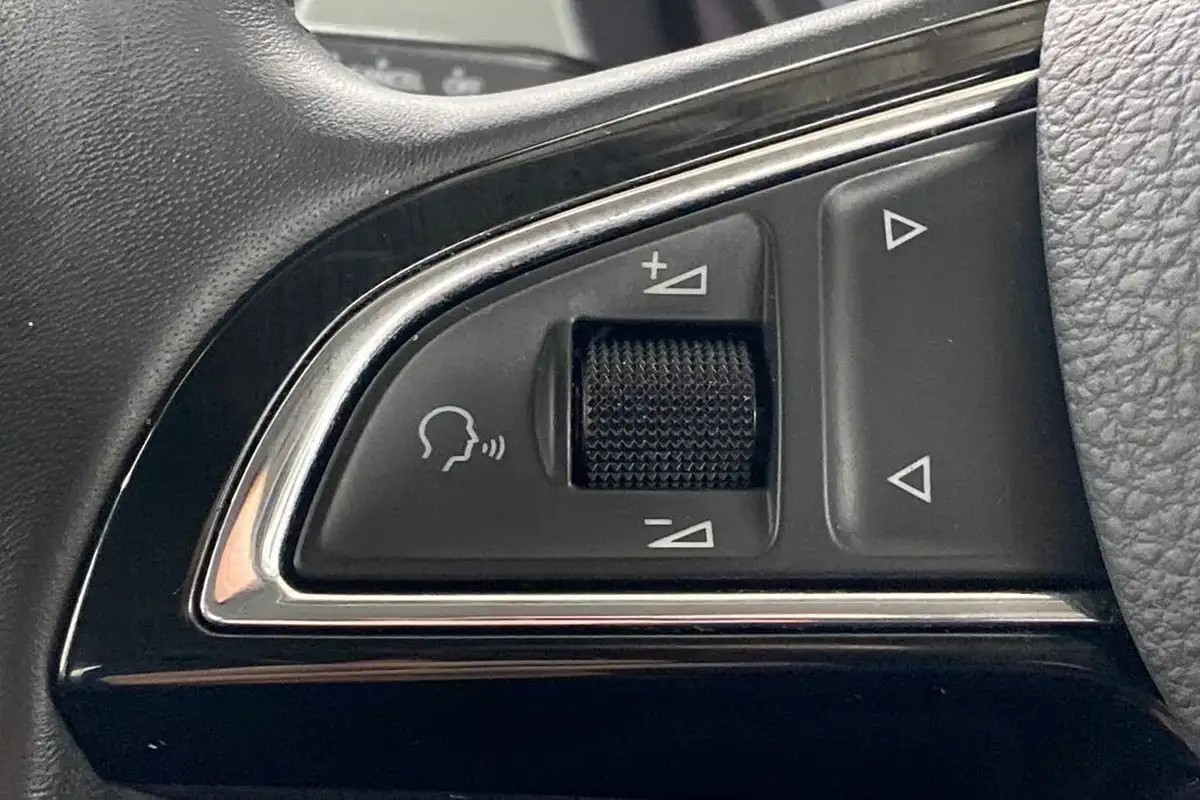 2019-skoda-fabia-10-mpi-se-75ps-ss-hatchback-big-27