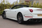 2015-ferrari-california-39-t-small-21
