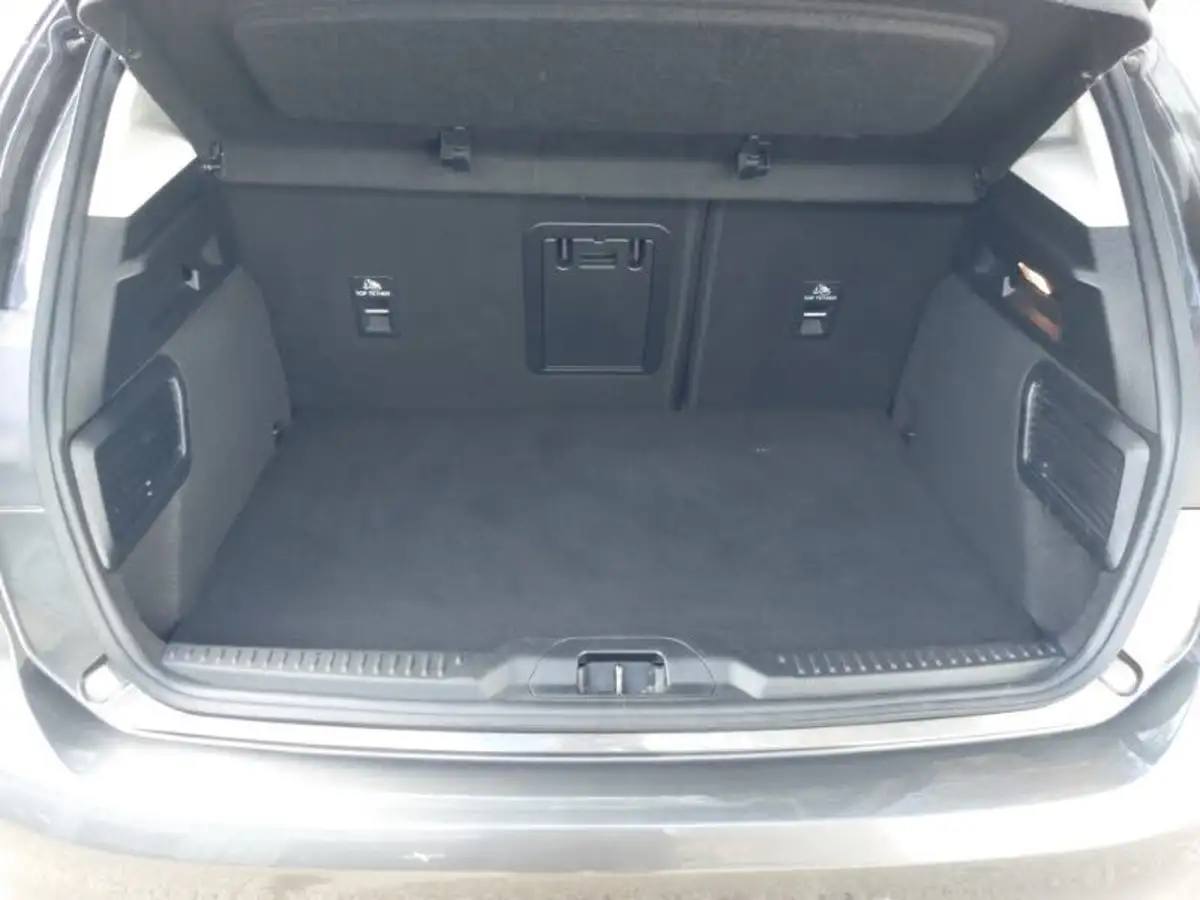 2022-ford-focus-10t-active-vignale-155ps-hybrid-mhev-hatchback-big-7