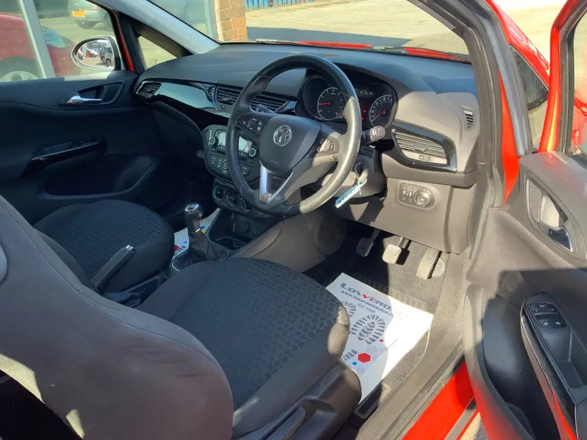 2016-vauxhall-corsa-14i-sting-75ps-3d-big-11