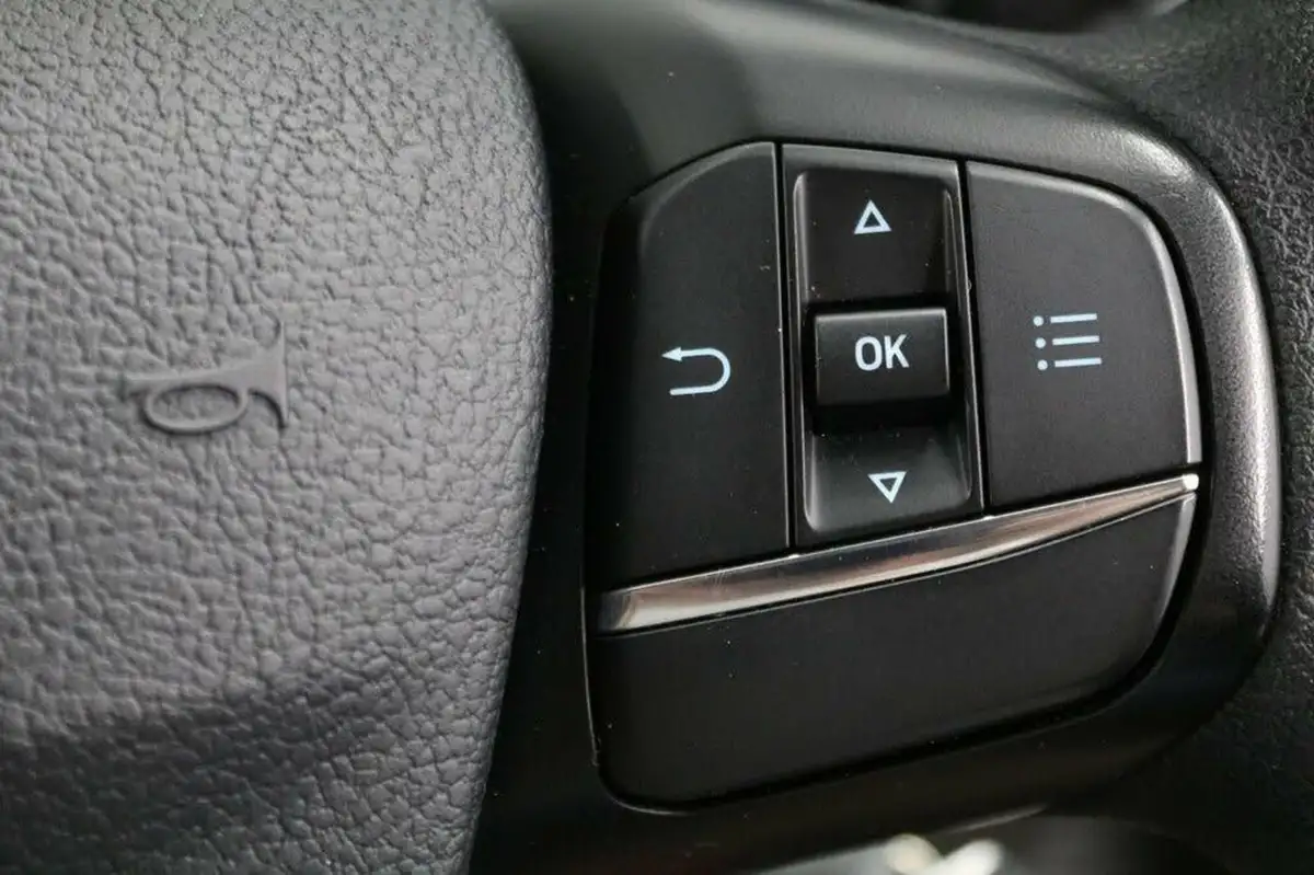 2022-ford-transit-20tdci-350-l2h2-leader-130pseu6d-rwd-panel-van-big-30
