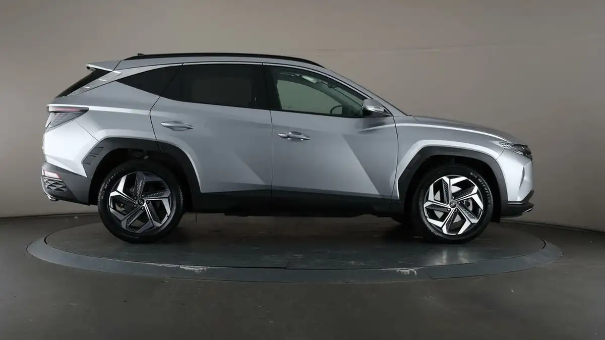 2022-hyundai-tucson-16-t-gdi-premium-230ps-hybrid-auto-big-52