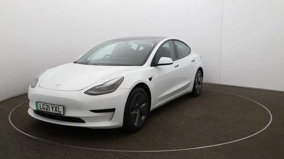 2021-tesla-model-3-e-long-range-4x4-big-28