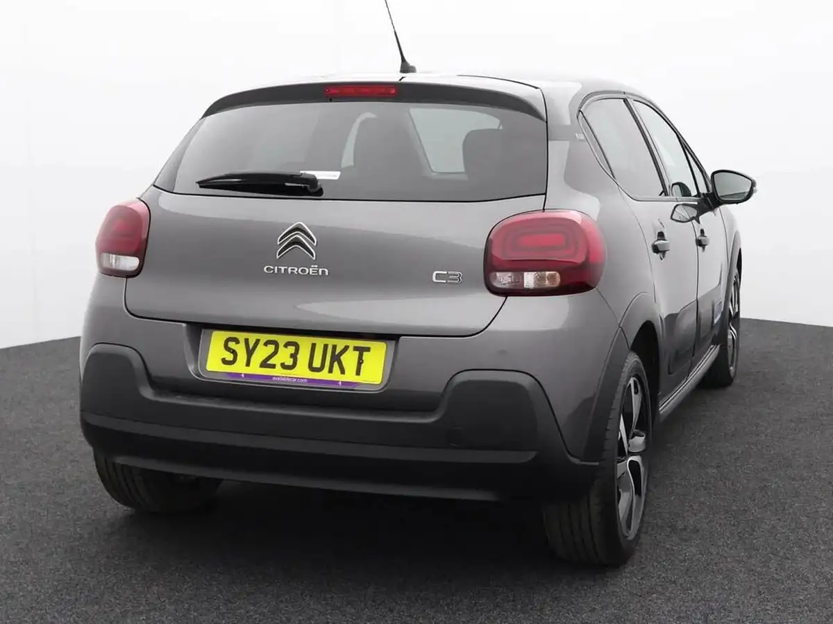 2023-citroen-c3-12-puretech-elle-83ps-ss-big-4