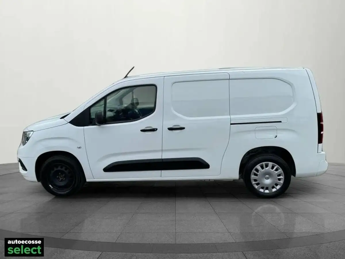 2020-vauxhall-combo-15cdti-sportive-2300-100pseu6d-t-l2h1-panel-big-3