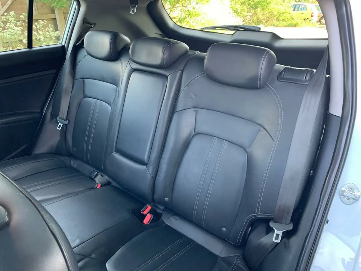 2012-kia-sportage-20td-kx-3-big-15