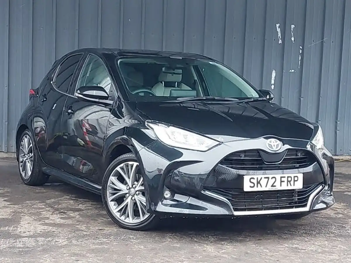 2022-toyota-yaris-cross-15-vvt-i-excel-city-packpan-roof-big-0