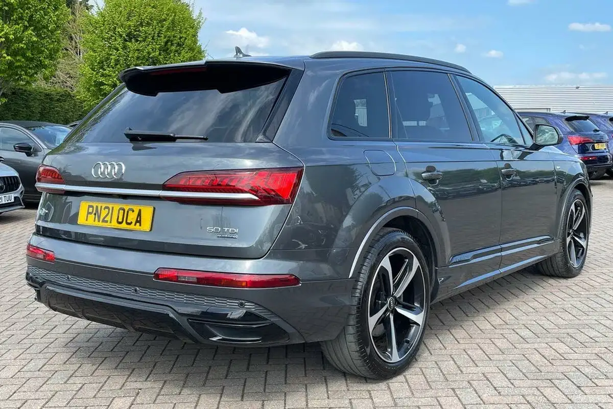 2021-audi-q7-30-50-tdi-black-edition-big-3