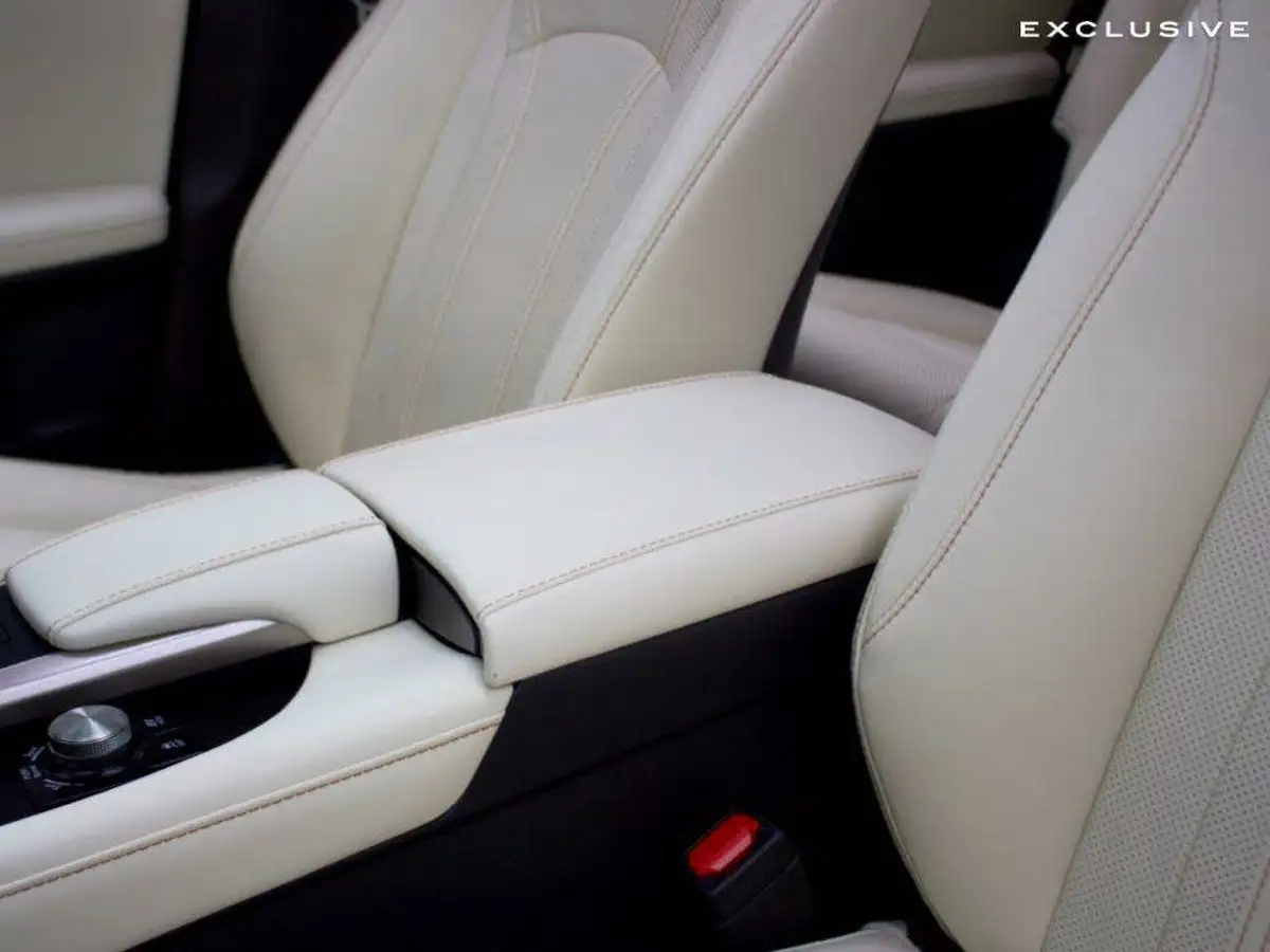 2022-lexus-rx-450h-35-rx-big-16