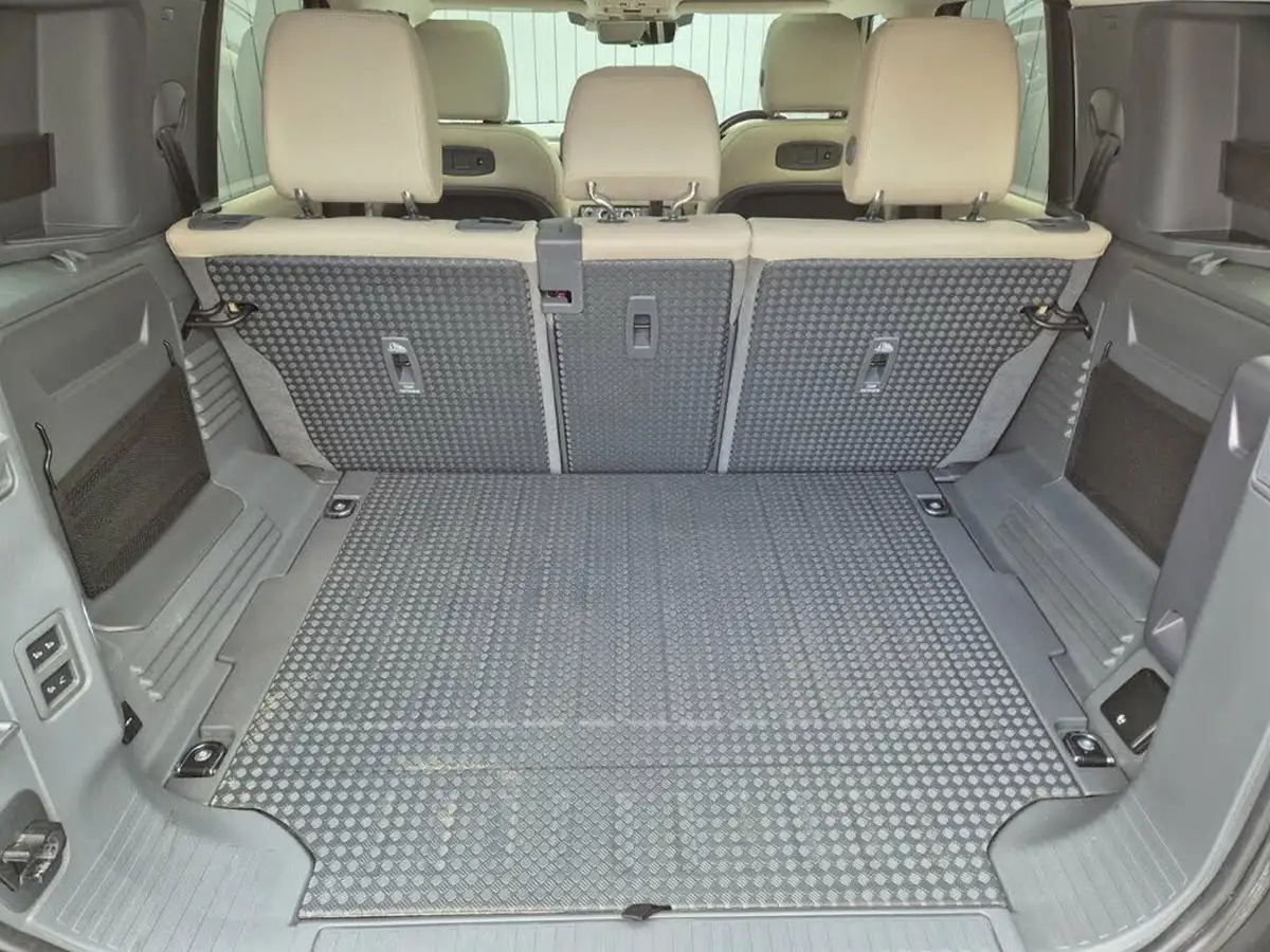 2020-land-rover-110-defender-20-d240-first-edition-110-big-22