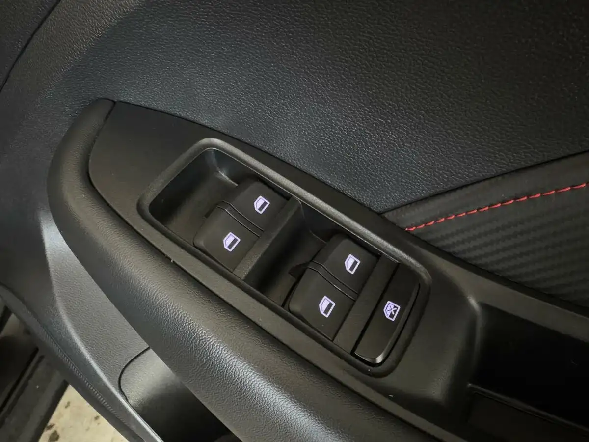 2023-mg-zs-suv-15-vti-tech-exclusive-big-14