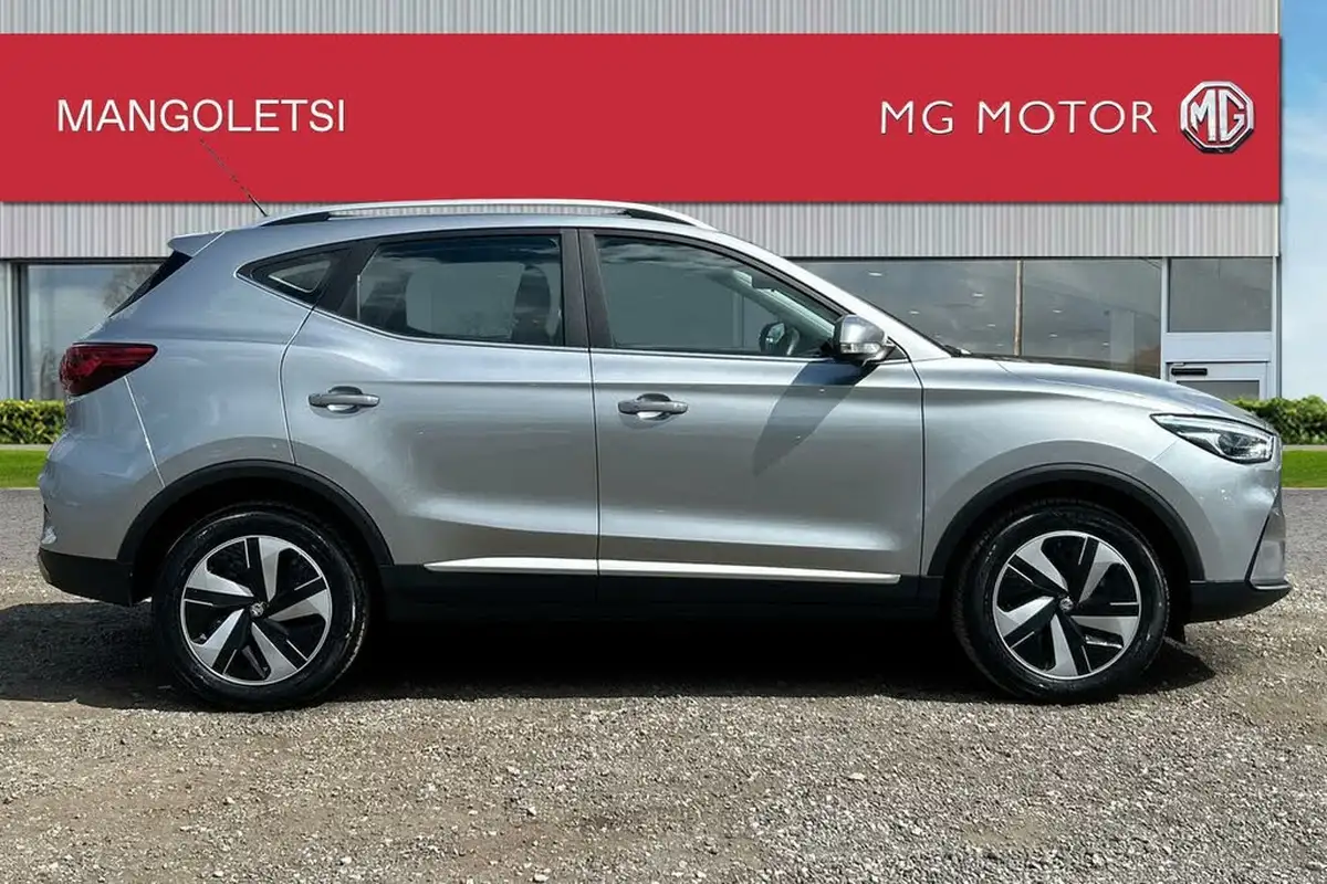 2022-mg-zs-suv-e-trophy-ev-176ps-big-4