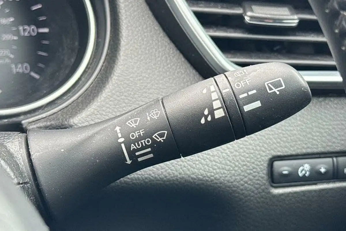 2019-nissan-qashqai-13-dig-t-tekna-160ps-big-14