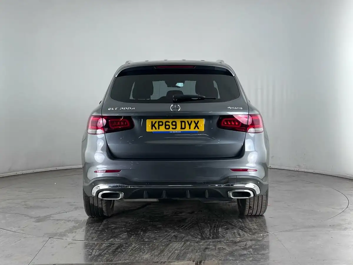 2020-mercedes-benz-glc-class-20d-glc300d-amg-line-premium-station-wagon-5d-big-6