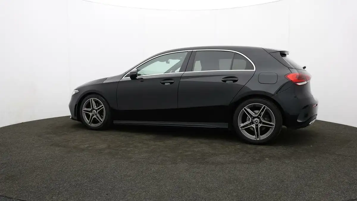 2019-mercedes-benz-a-class-13-a200-amg-line-hatchback-5d-big-64