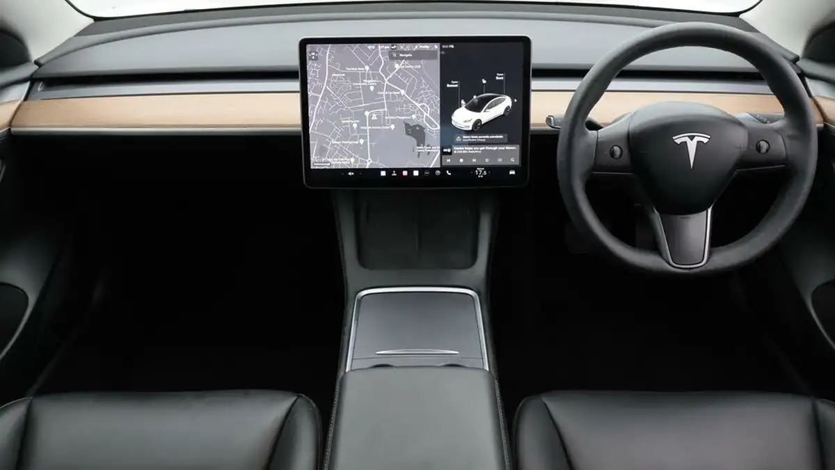 2021-tesla-model-3-e-long-range-4x4-big-13