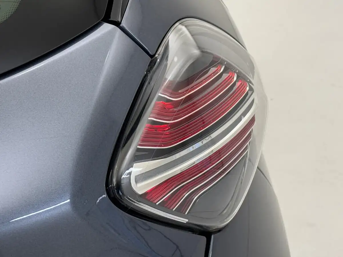 2022-renault-zoe-e-gt-edition-big-25