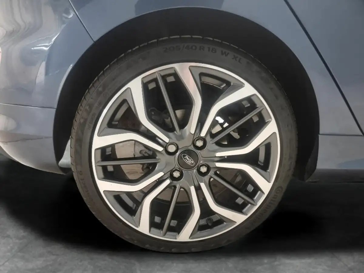 2022-ford-fiesta-10t-st-line-vignale-155ps-hybrid-mhev-5d-big-36