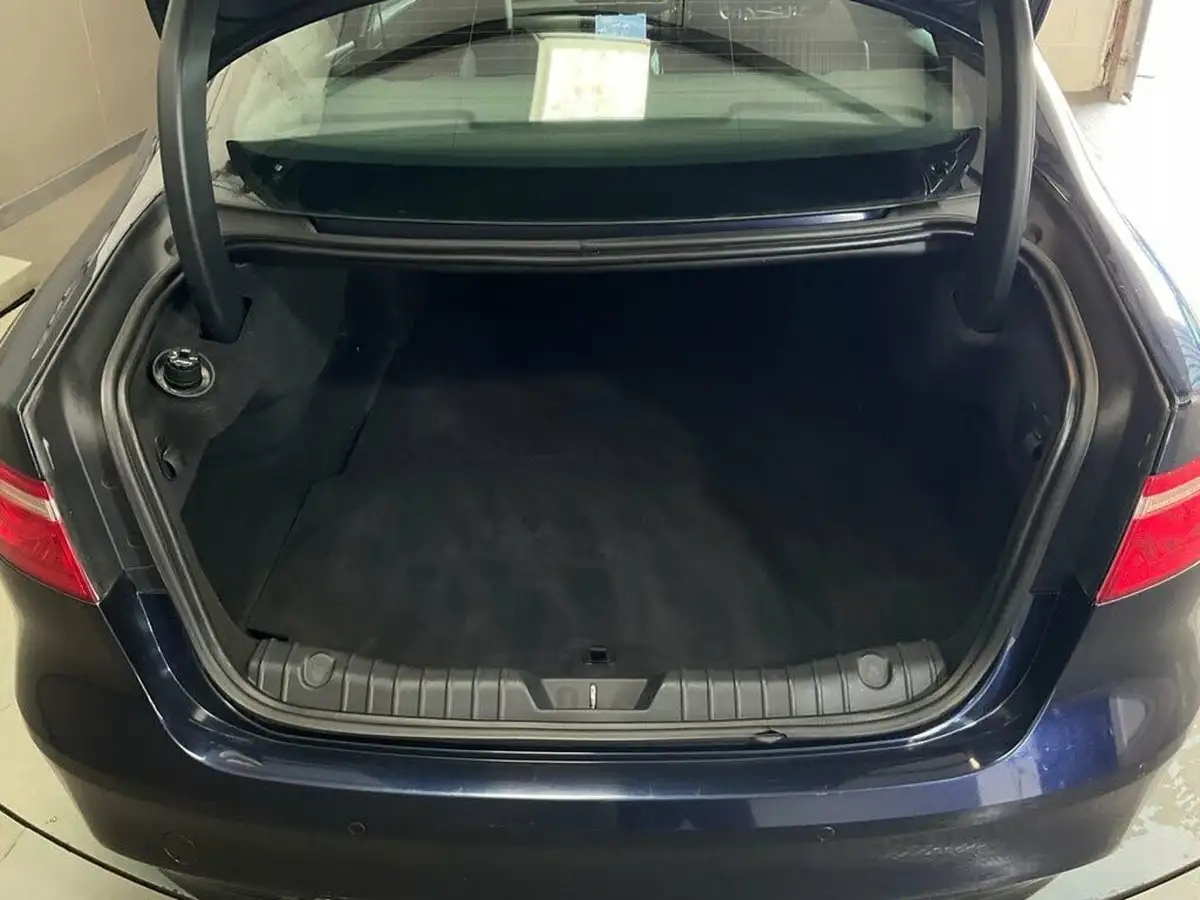 2017-jaguar-xf-30td-saloon-4d-big-67