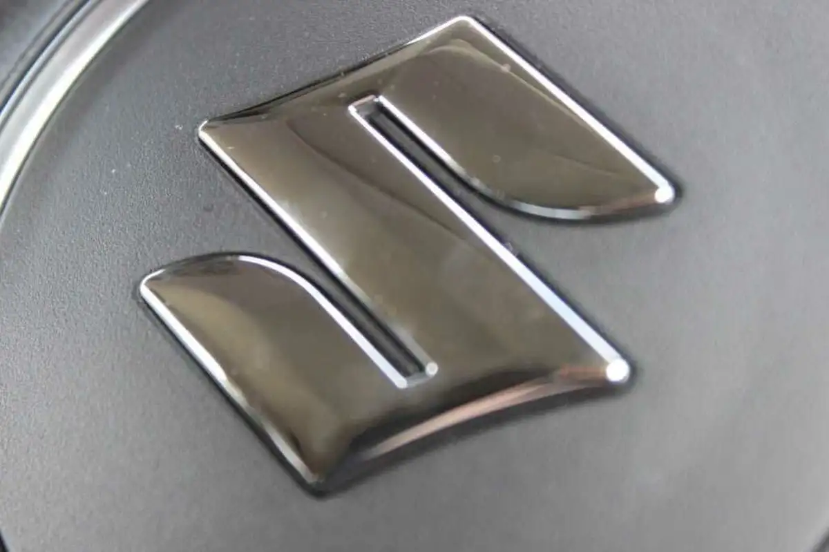 2024-suzuki-swift-big-36