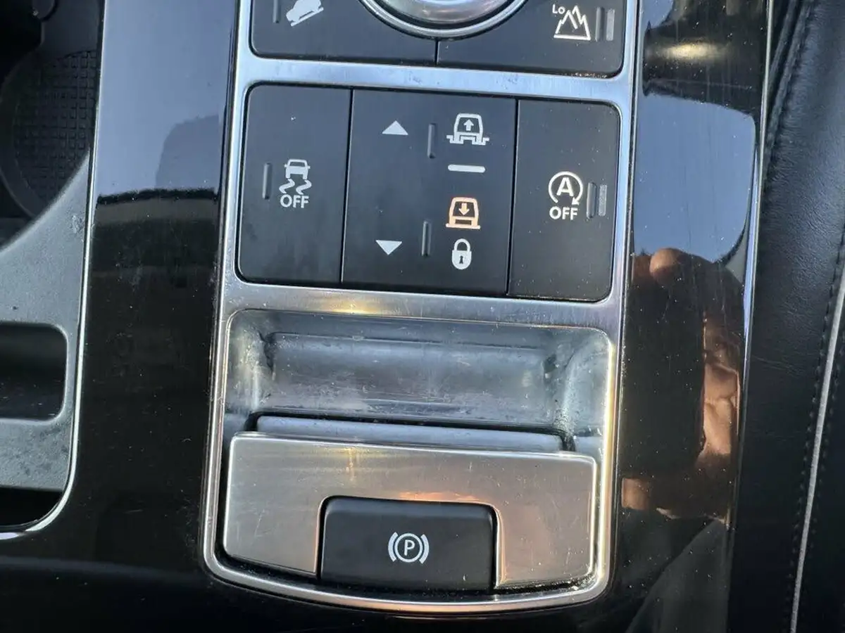 2018-land-rover-discovery-30-sd-v6-hse-luxury-big-72