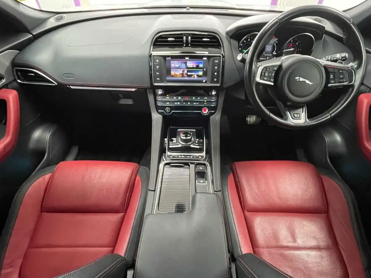 2018-jaguar-f-pace-20-i4d-r-sport-180ps-awd-auto-big-1
