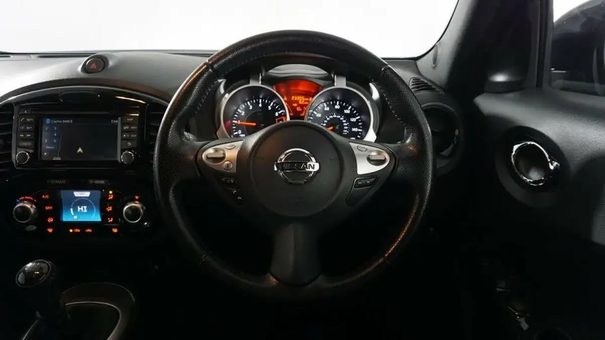 2018-nissan-juke-12-dig-t-n-connecta-ss-big-14