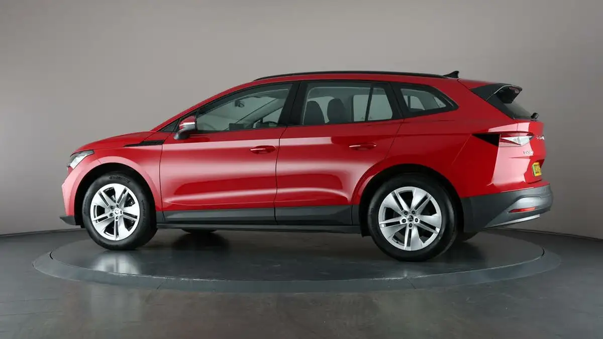 2022-skoda-enyaq-e-60-big-78