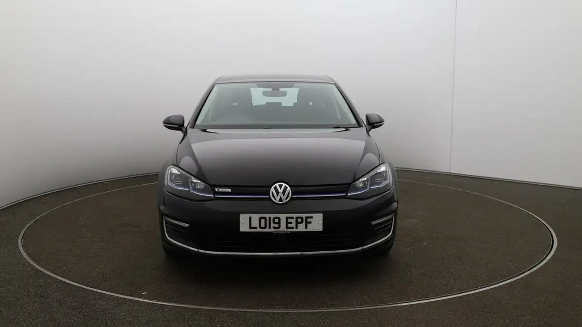 2019-volkswagen-golf-e-e-golf-big-40