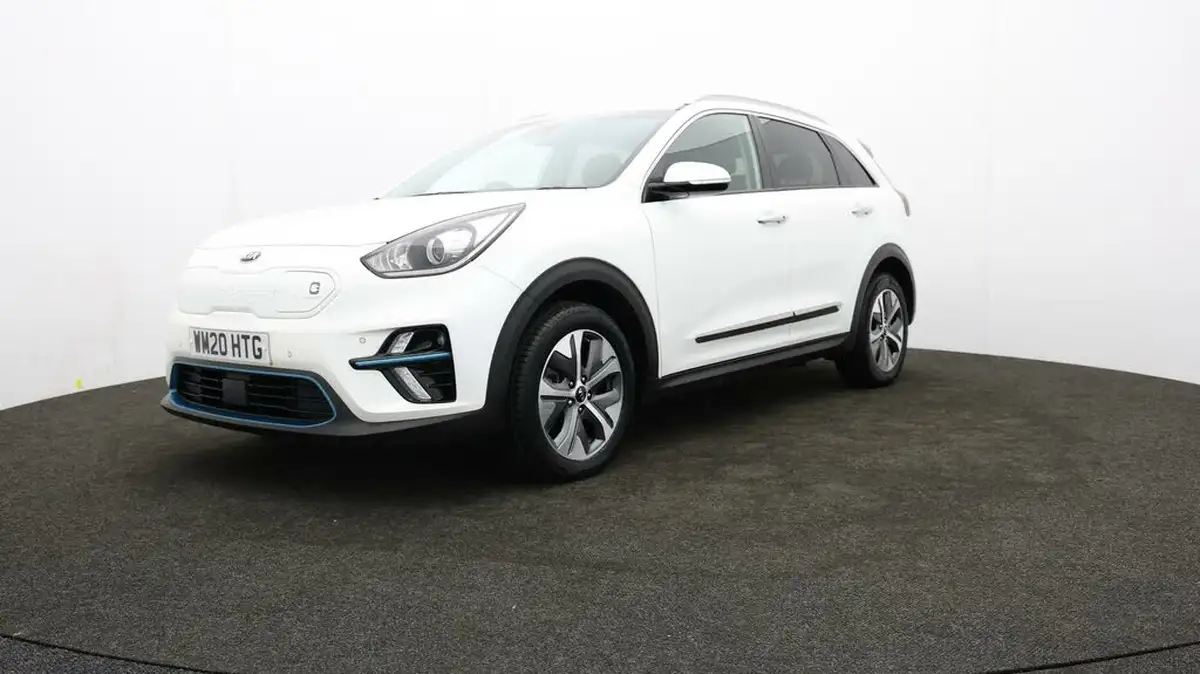 2020-kia-e-niro-ev-first-edition-big-58