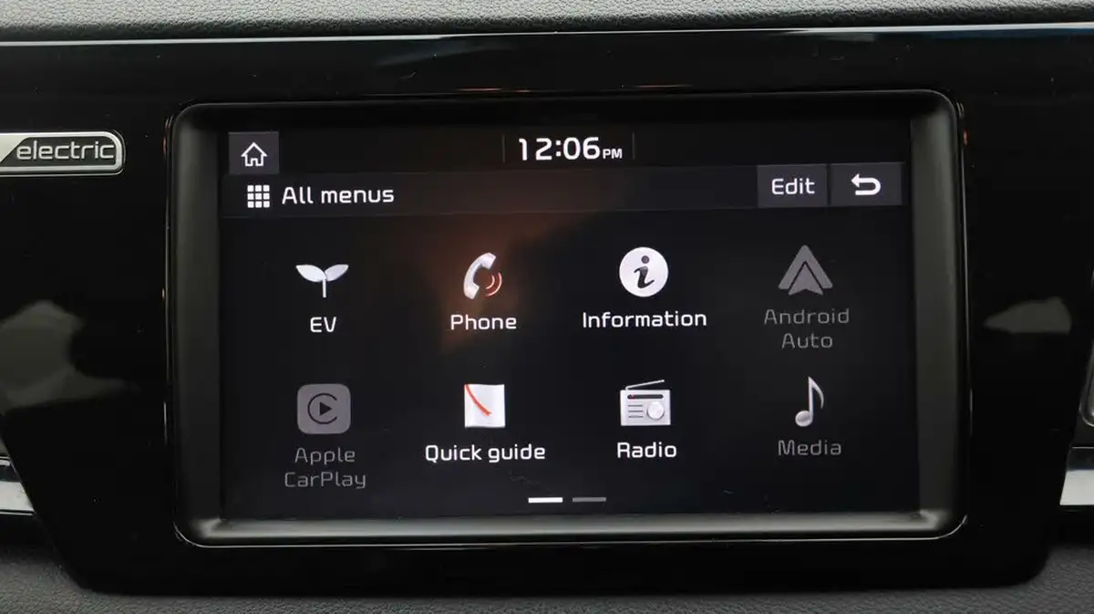 2020-kia-e-niro-ev-first-edition-big-10