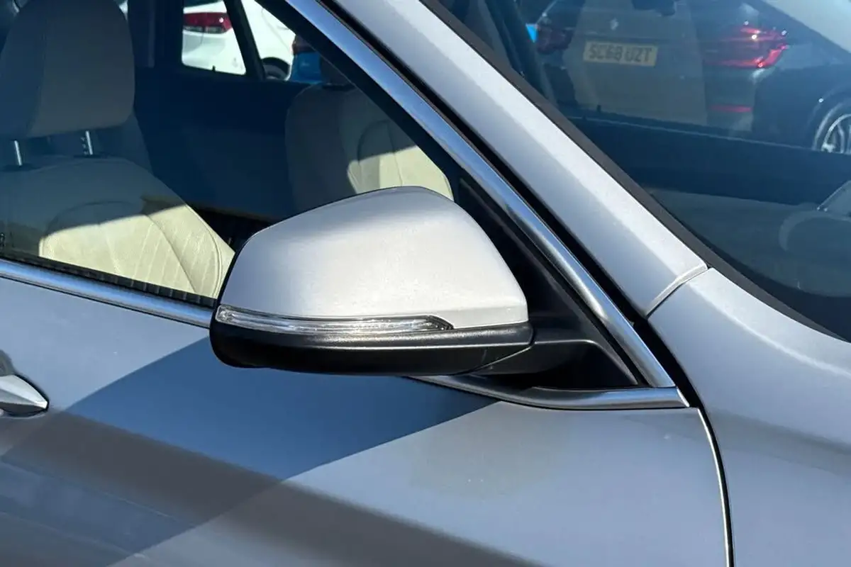 2021-bmw-x1-20td-sdrive18d-xline-sport-auto-big-28