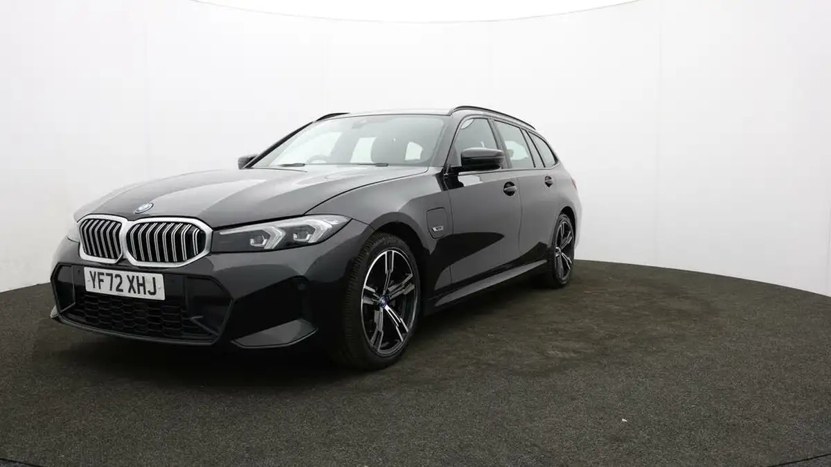 2022-bmw-3-series-20-330e-m-sport-touring-5d-big-56