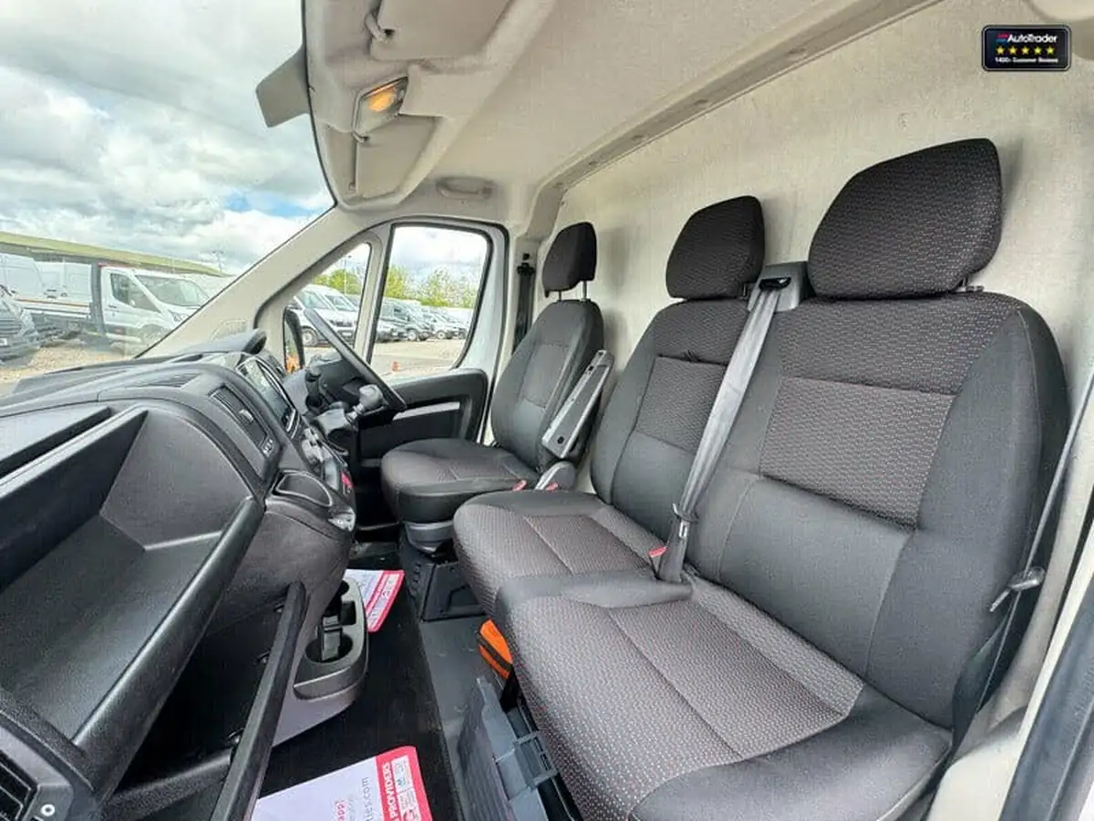 2023-peugeot-boxer-22-bluehdi-professional-premium-435-l4h2-big-12