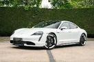 2020-porsche-taycan-e-turbo-small-10