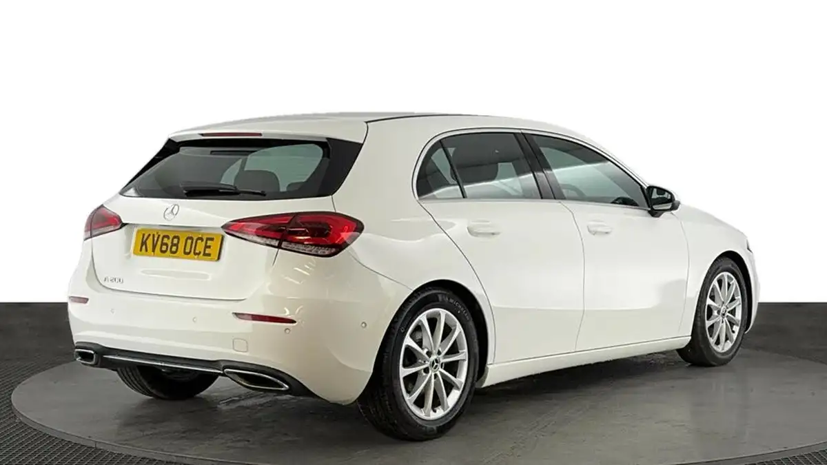2018-mercedes-benz-a-class-13-a200-sport-executivess-hatchback-5d-7g-dct-big-3