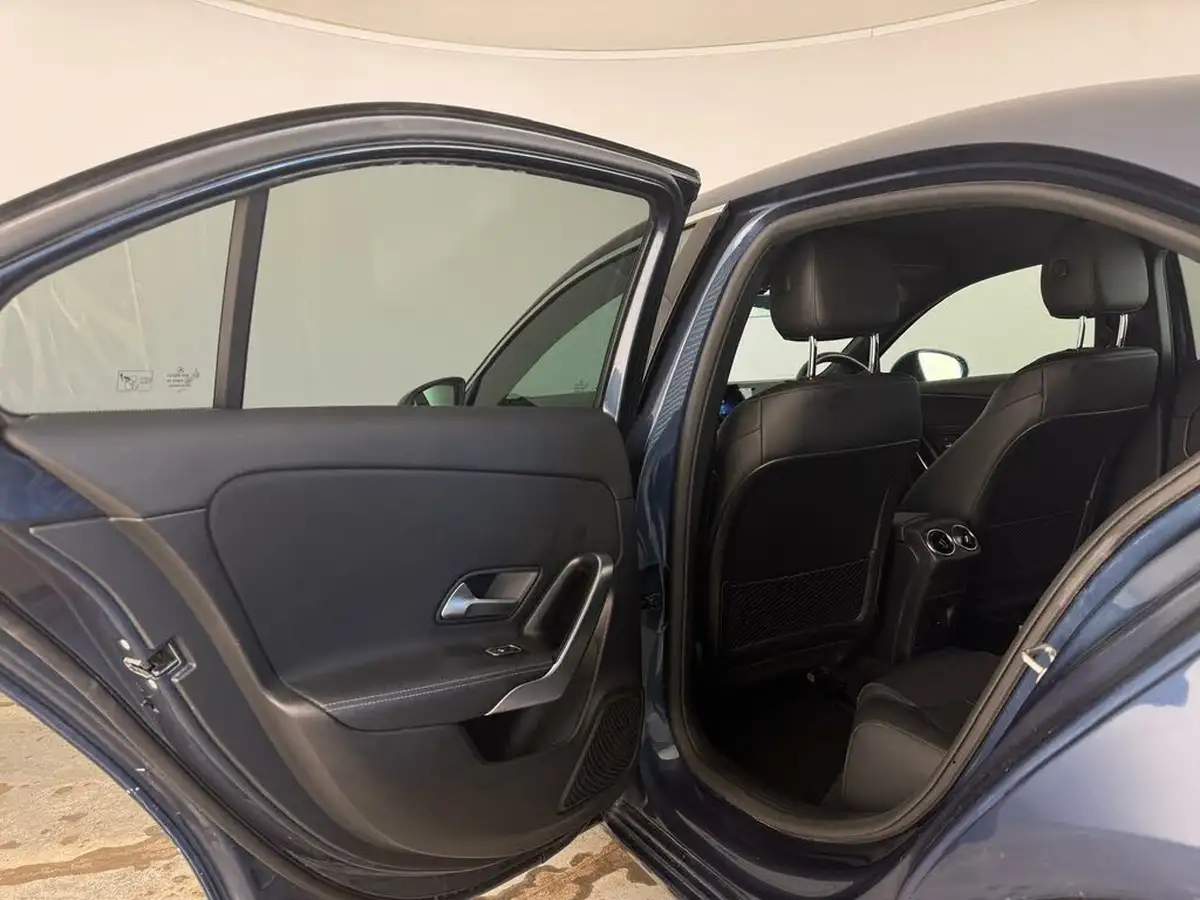 2022-mercedes-benz-a-class-13-a180-sport-executive-edition-saloon-4d-7g-dct-big-25