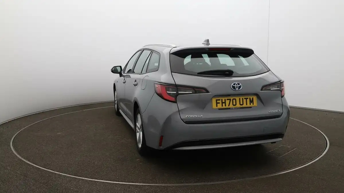 2021-toyota-corolla-18-vvt-i-icon-tech-spare-wheel-touring-sports-5d-big-59