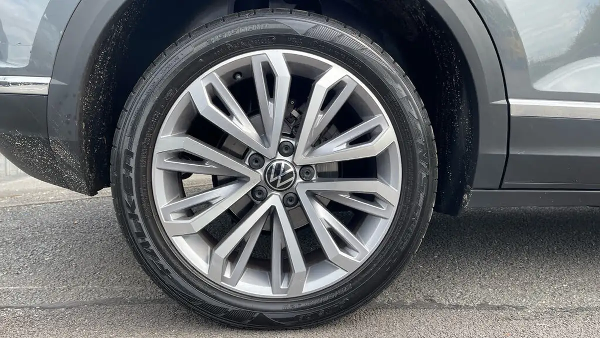 2021-volkswagen-t-roc-15-tsi-sel-dsg-big-18