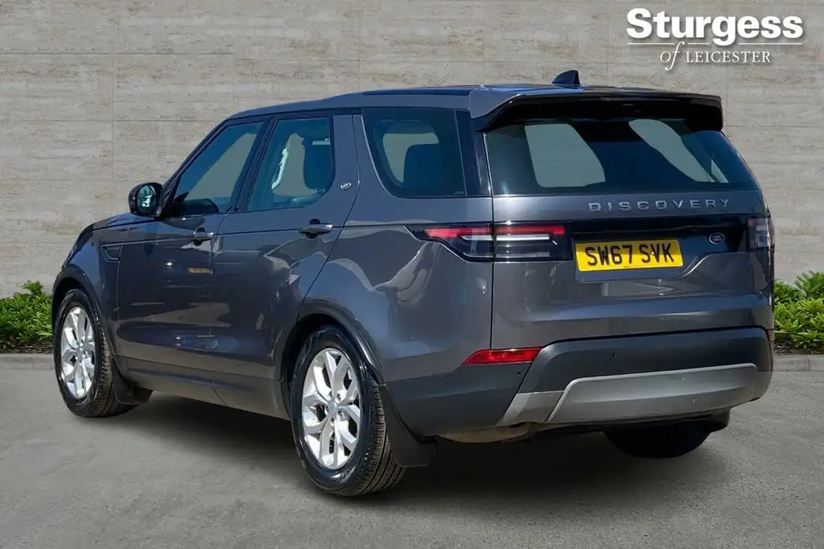 2017-land-rover-discovery-30td6-se-259ps-awd-station-wagon-5d-auto-big-6