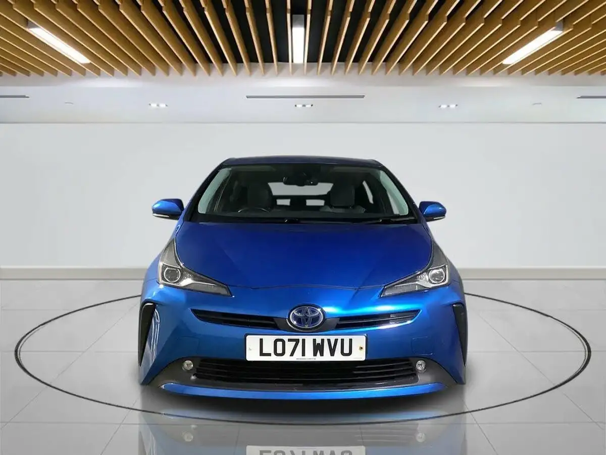 2022-toyota-prius-18-vvt-i-business-edition-big-1