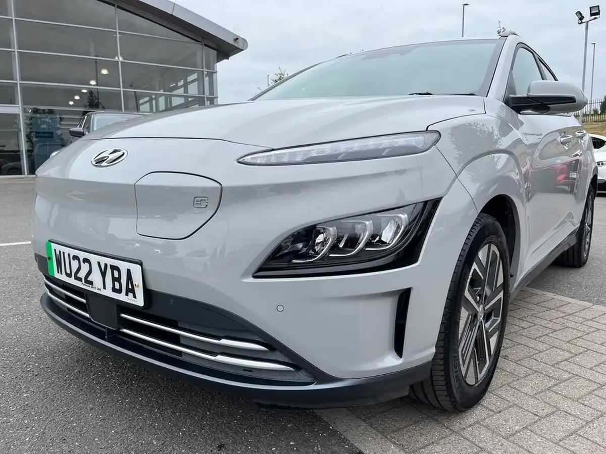 2022-hyundai-kona-e-premium-204ps-64kwh-7kw-obc-big-28