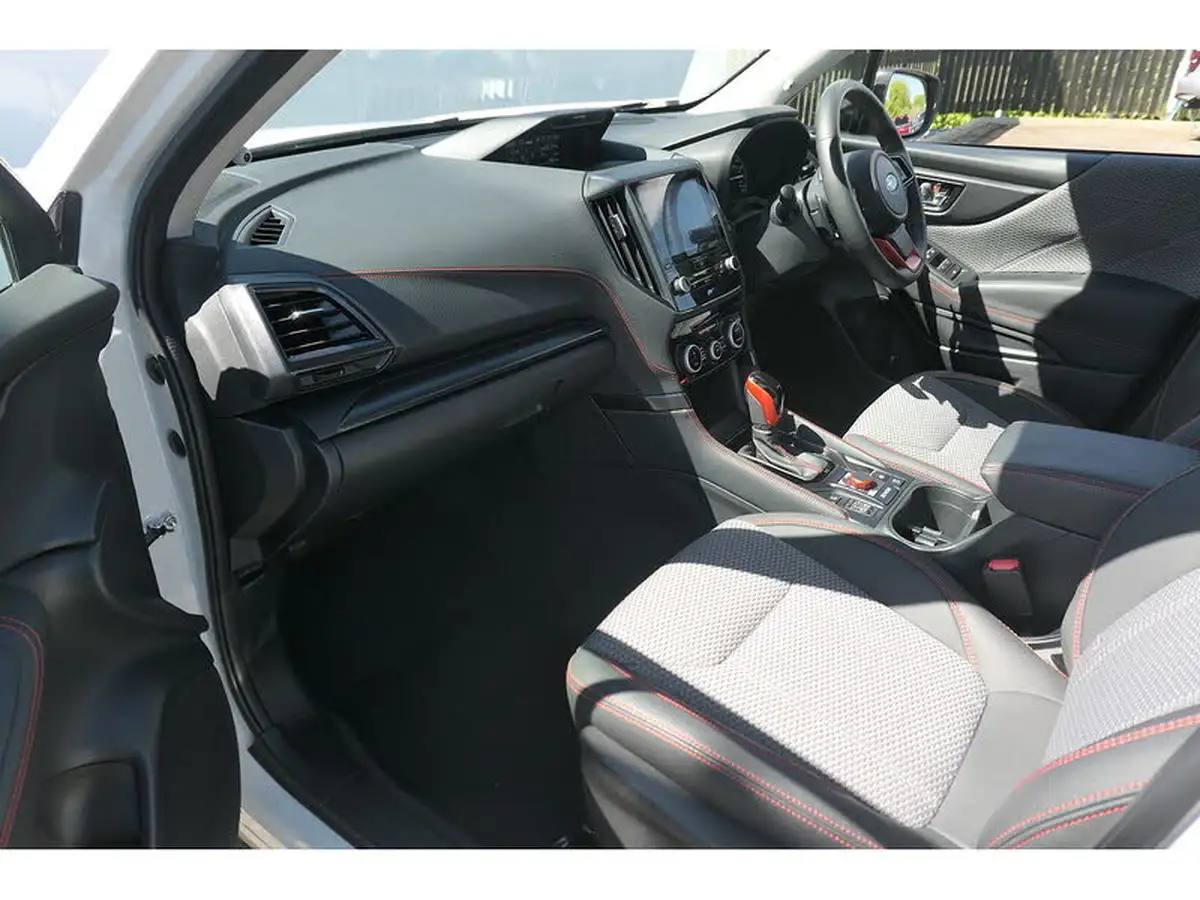 2024-subaru-forester-20-e-boxer-sport-big-14