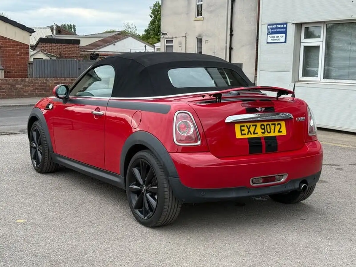2013-mini-roadster-16-cooper-big-19