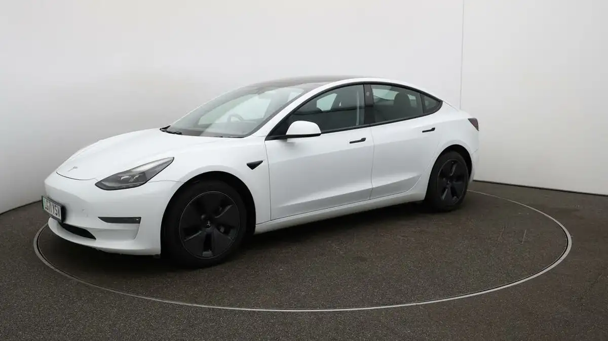 2021-tesla-model-3-e-long-range-awd-big-67