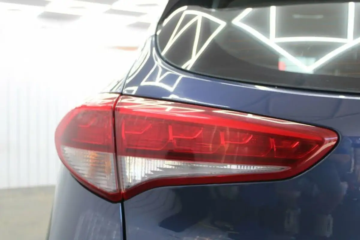 2017-hyundai-tucson-17crdi-blue-drive-se-nav-116ps-big-17