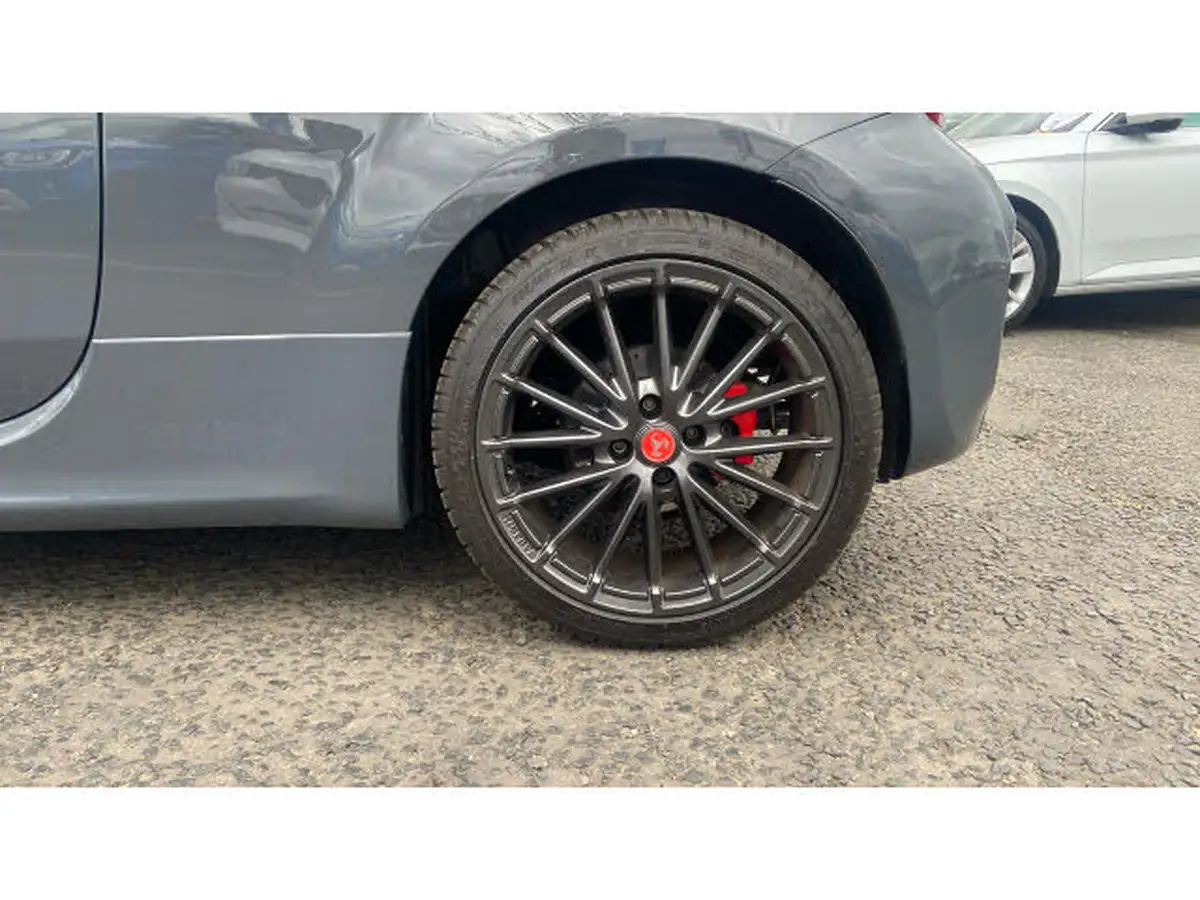 2021-abarth-595-14-tjet-competizione-big-25