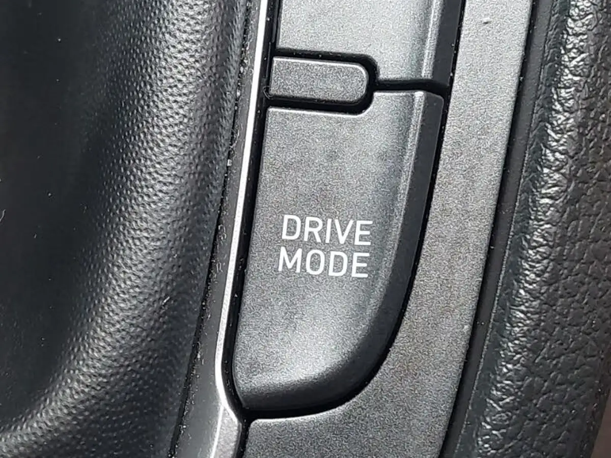 2023-hyundai-kona-10-t-gdi-n-line-48-volt-mhev-big-15
